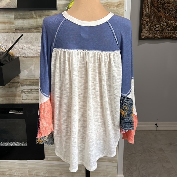 Free People “We The Free” Size small Friday Fever Pullover Top. (131) - Picture 6 of 7